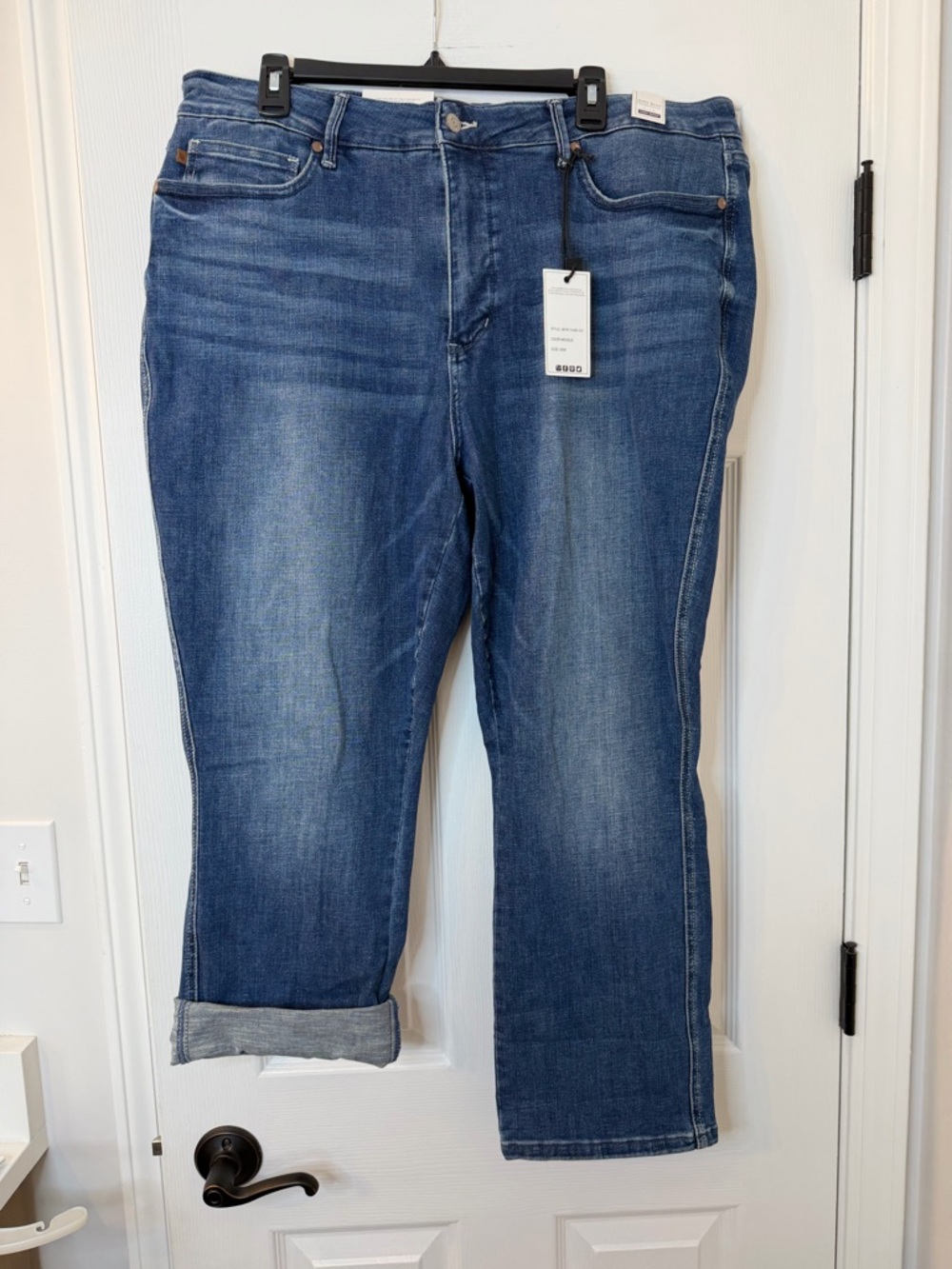 Judy Blue Boyfriend Jeans - Medium Blue Wash